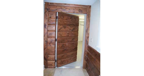 door-in-log-wall